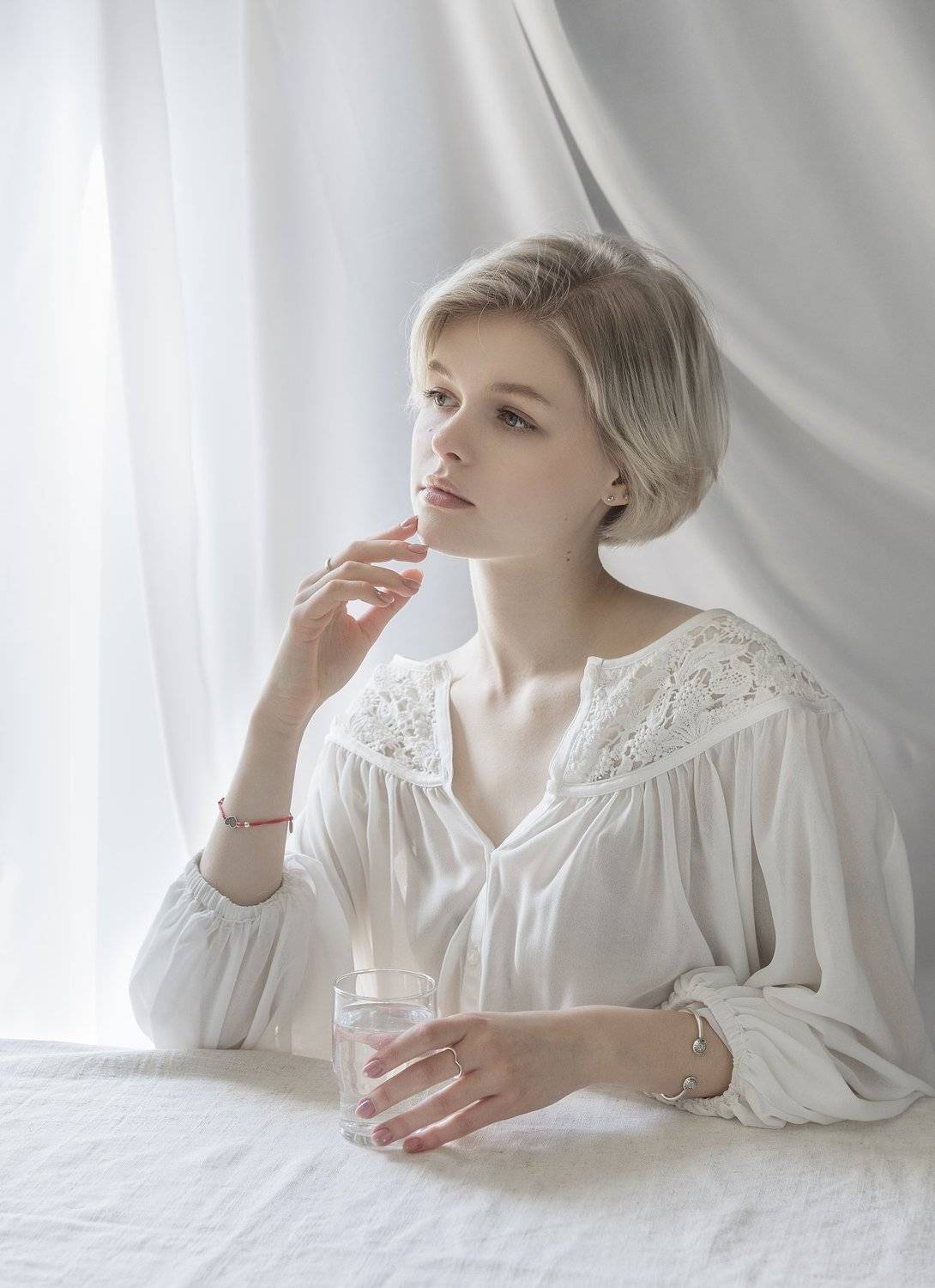 портрет , взгляд , цвет ,волосы , красивые губы ,нежность ,девочка, Natalia Kholodova