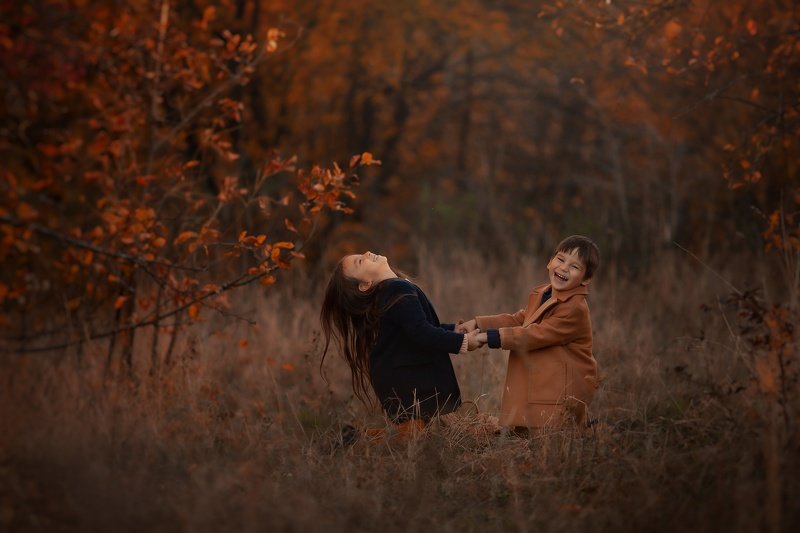 Брат и сестраphoto preview