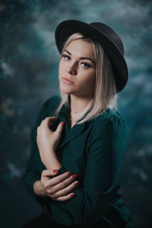 девочка, глаза, портрет, girl, portrait, шляпа, hat, eyes Irinaphoto preview