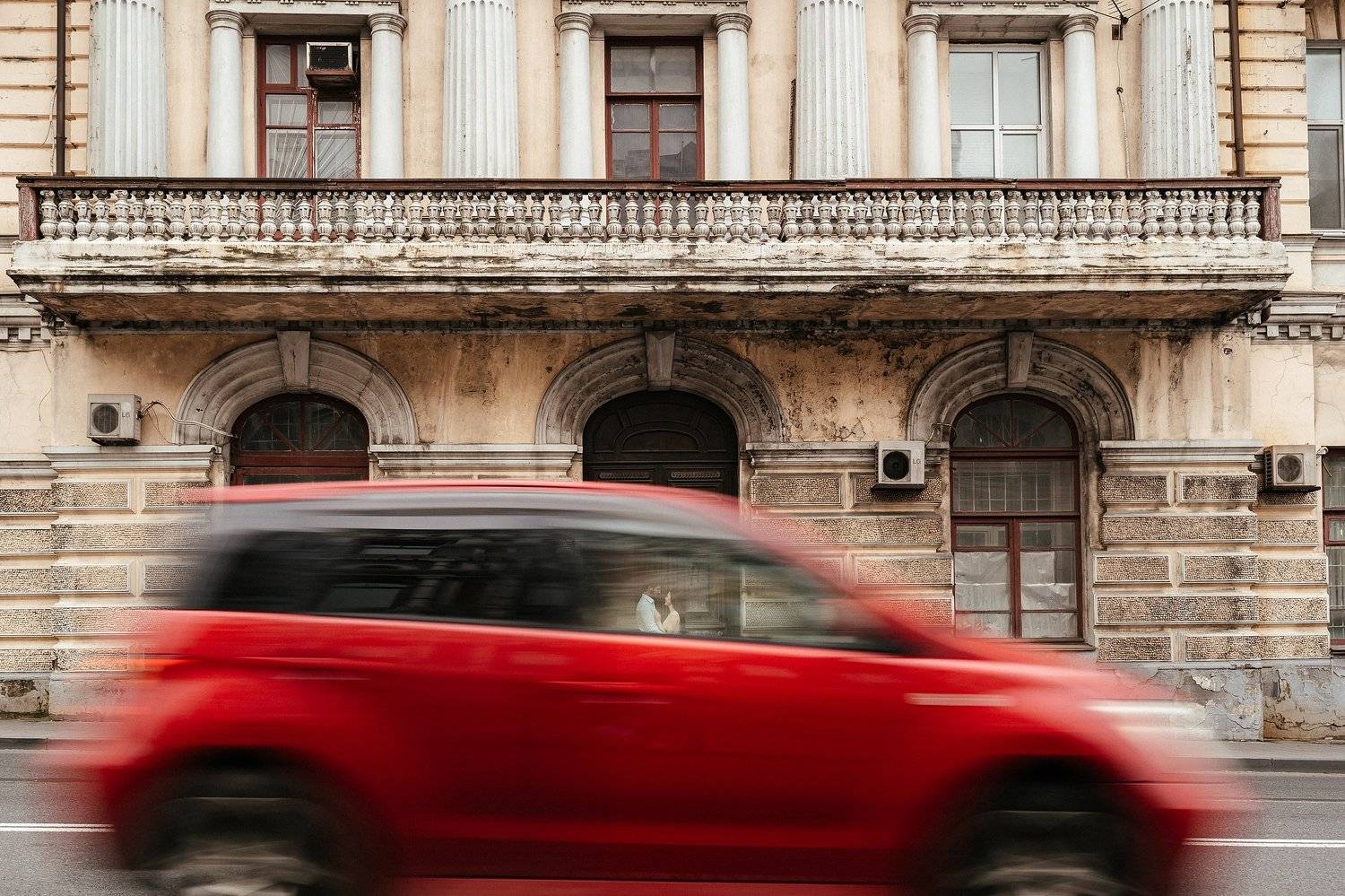 владивосток, приморье, красный, машина, автомобиль, любовь, портрет, протяжка, движение, Антон Блохин