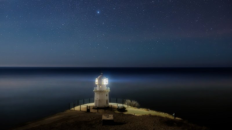 НОЧЬ НА МЫСЕ МЕГАНОМphoto preview