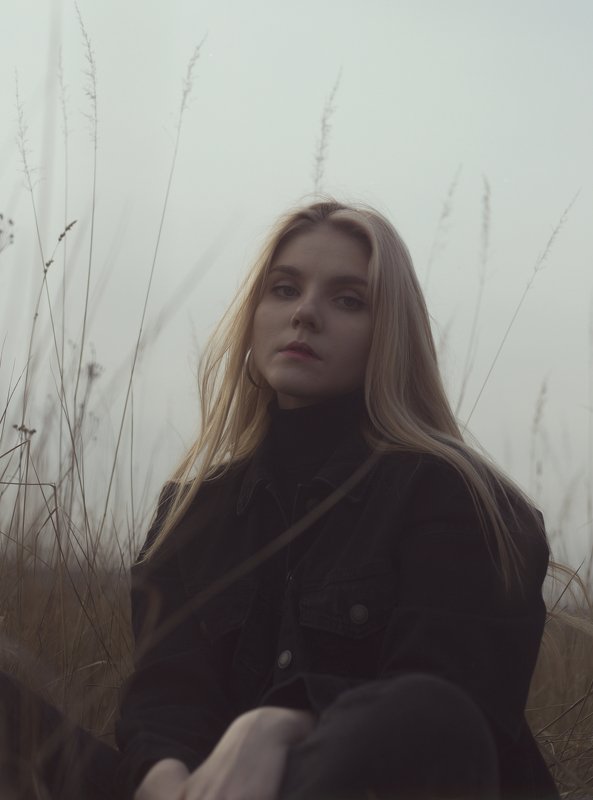 portrait,girl,beautiful,fashion,screatives,hine,девушка,портрет,весна,март,mar,color,field,beautifulgirl,fashionillustration,fashiongirl,springrlove,spring2020,весна2020,цвета,вечнаявесна,капель,thaw,filmcolor,film. Eternal Spring Part 2photo preview