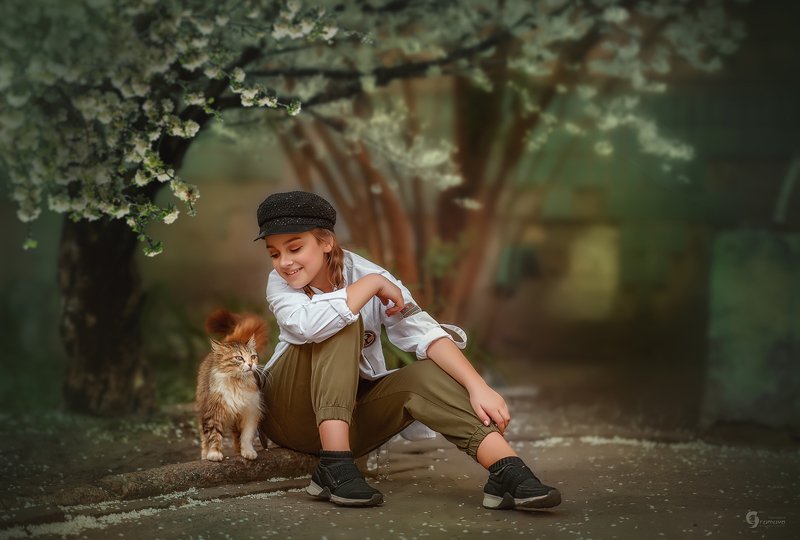 девочка, кот, весна, цветение, ребенок, пацанка Во дворе фото превью