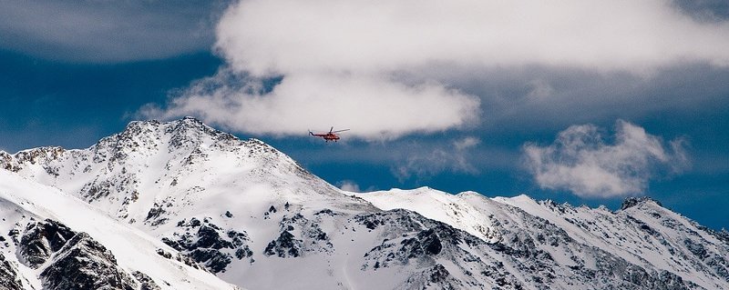 горы, снег, кавказ, приэльбрусье, вертолет Вертолет улетелphoto preview