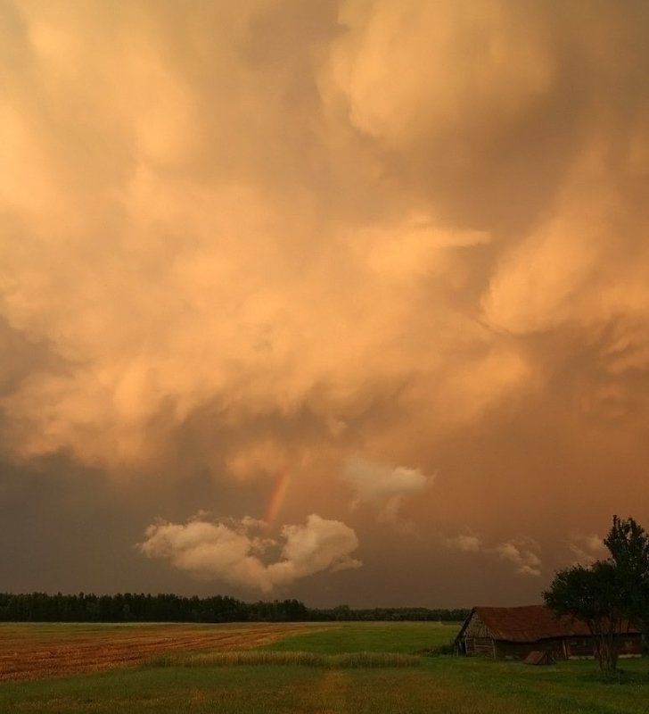 грозовые тучи, радуга Грозовой фронтphoto preview