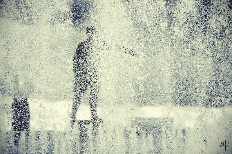 Он как бы ясно показывает всем нам, куда идтиphoto preview