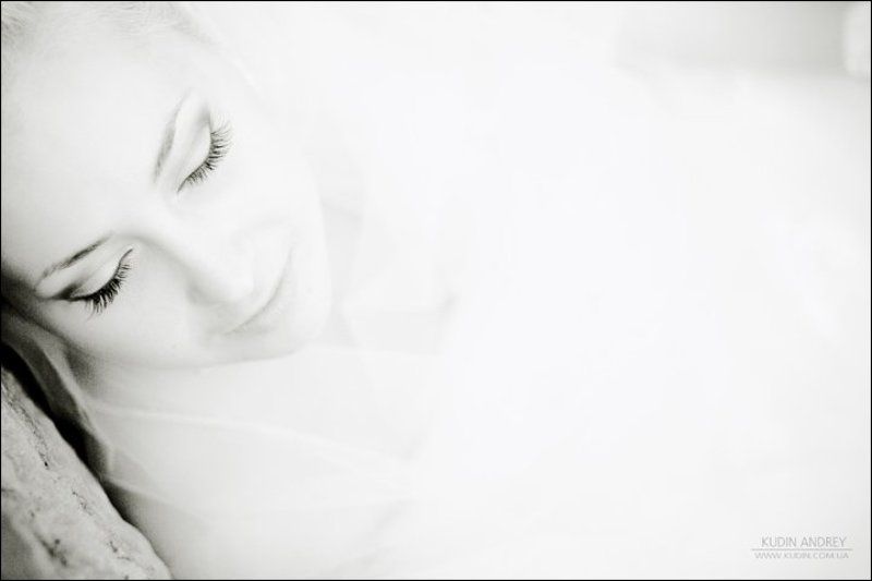 вспонинаю прошлогодний отдых и мысли парят над горами ...задевая вершину кара - дага , окунаются в тёплые воды лисьей бухты и отдыхают у стен генуэзской крепости.....    хочу на морееее!!!!!! Мечты о море .....photo preview