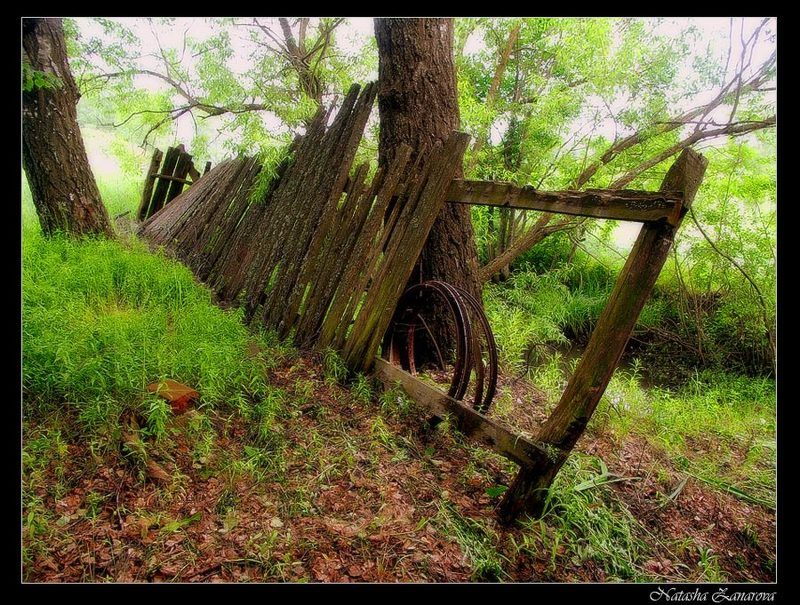 забор, юрлово Устал....photo preview