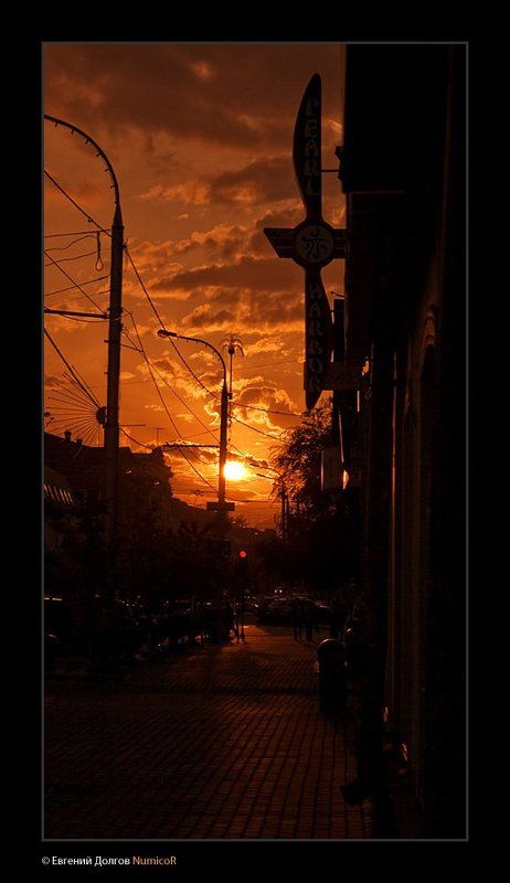 город, красноярск, суши-бар, светофор, солнце, перл харбор, закат, осень закат Перл Харбораphoto preview