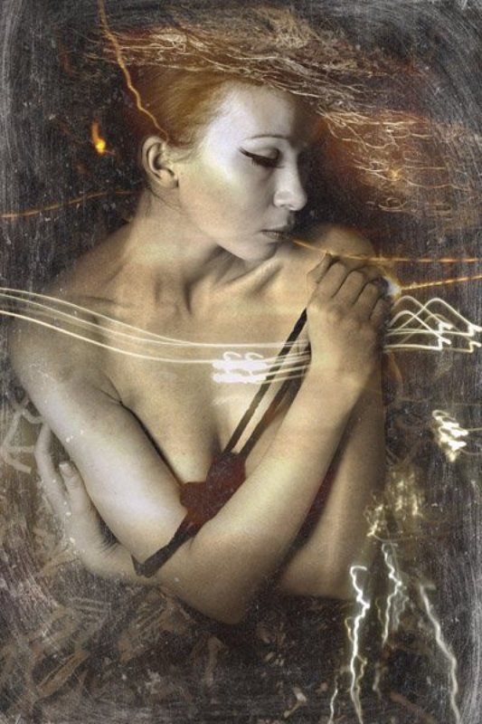 захлебнуться в звуке ночного города...photo preview