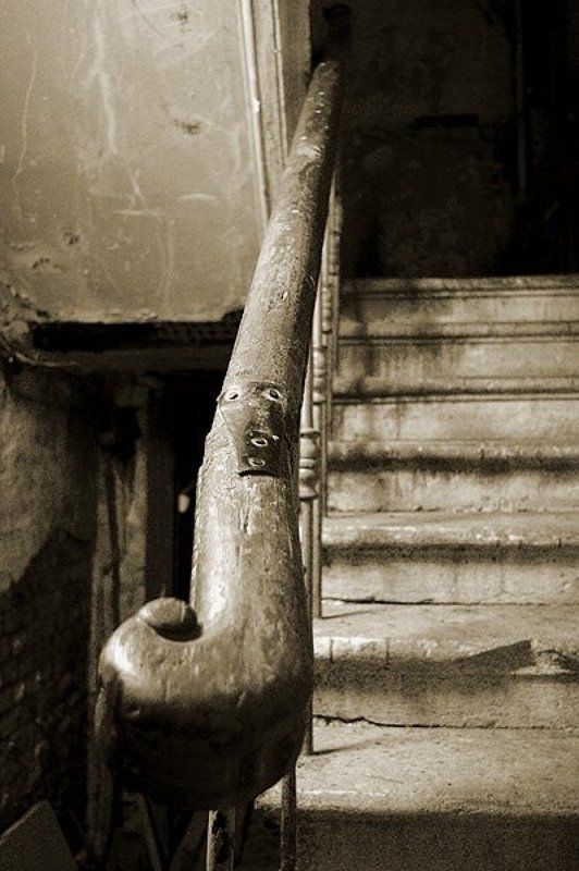 чистые пруды чёрные ходы Чёрный ходphoto preview