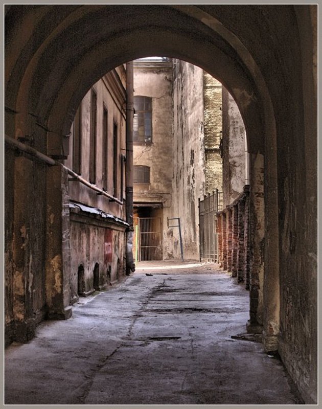 по местам хоженным...Петербургские дворы...photo preview