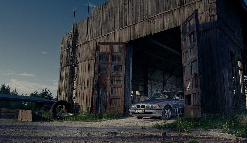 bmw, машина, заброшенный завод, пустырь photo preview