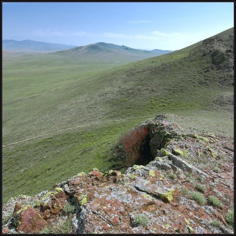 бурятия, степь, небо, горы ...и в ту дыру, наверно...photo preview