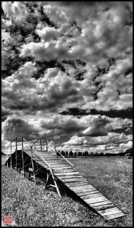 педвале, мост Из Ниоткуда в Никуда фото превью