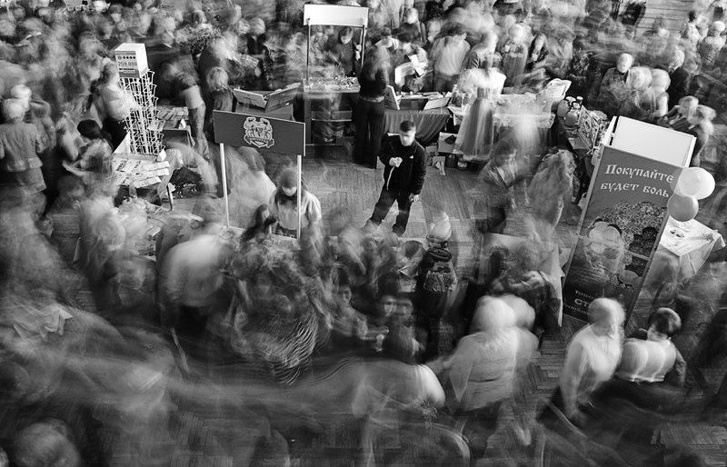 толпа, люди, боль Столпотворениеphoto preview