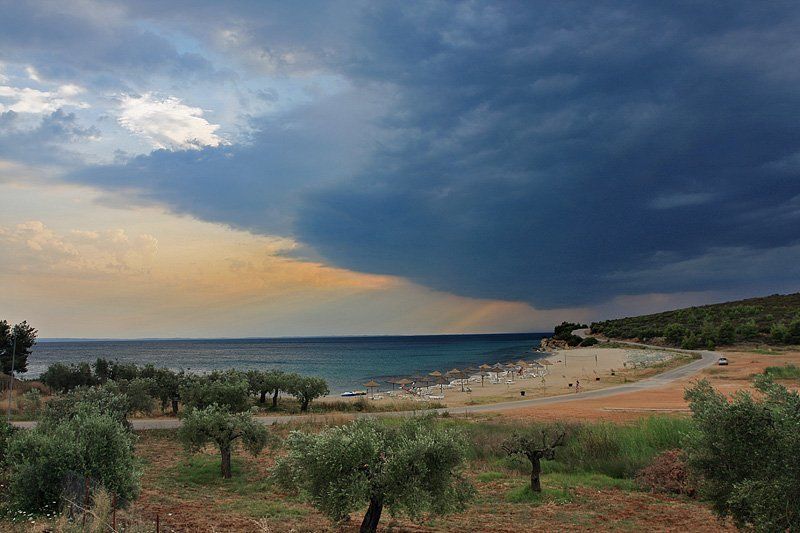 Кажется дождь начинается фото превью