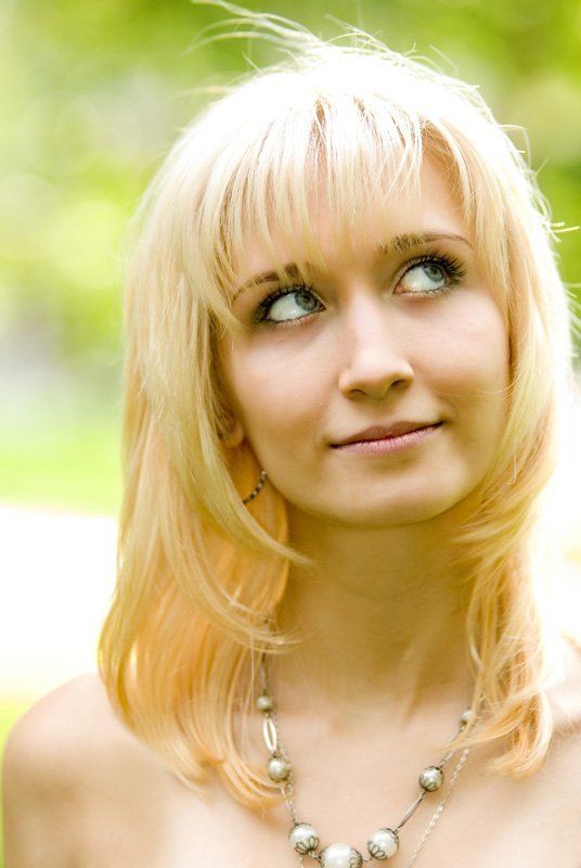 девушка,  блондинка летняяphoto preview