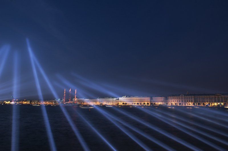 нева,вода,санкт-петербург,свет,алые паруса,эрмитаж,набережная Светолесенкиphoto preview
