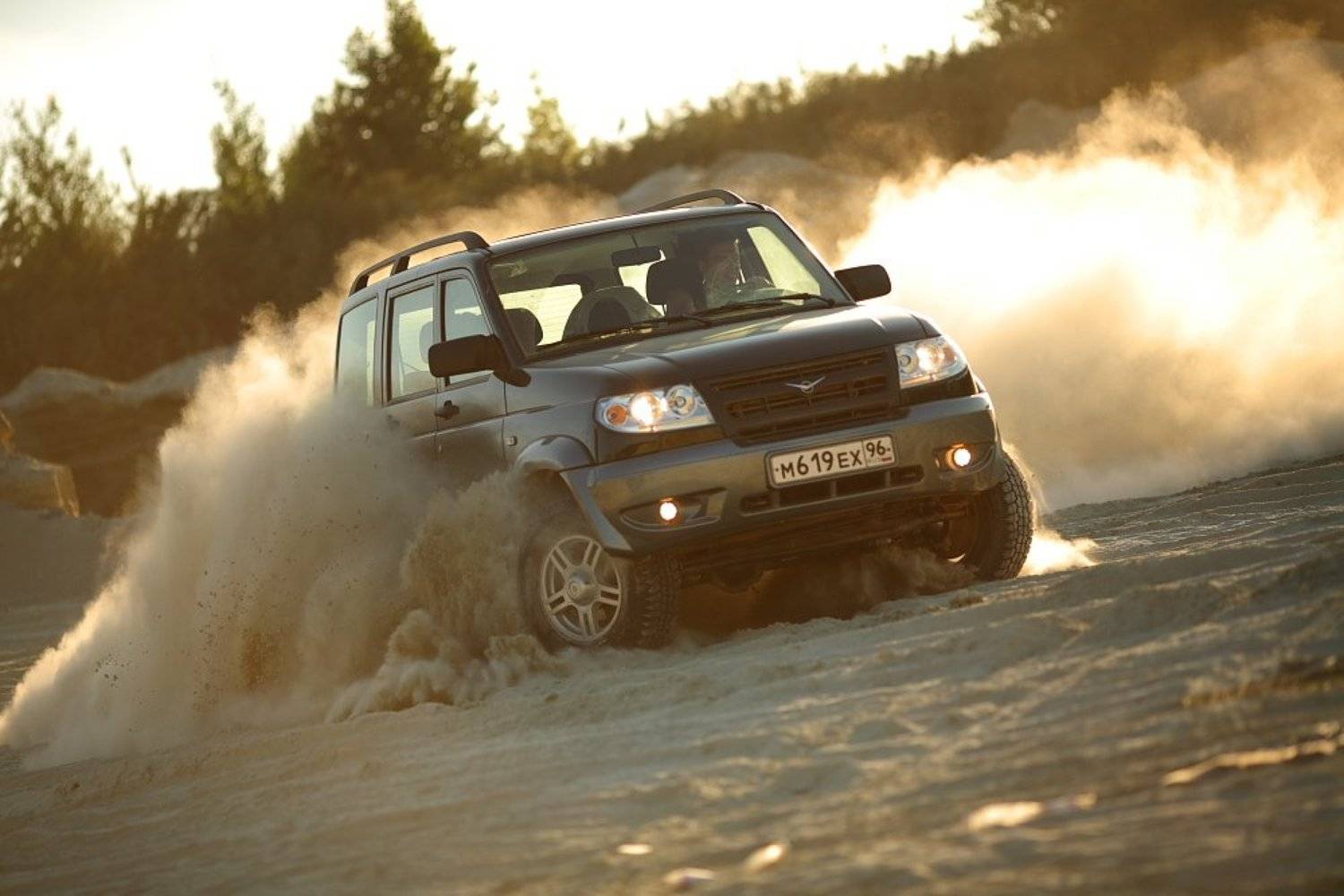 Патриот. Автор: Eugene M Dudarev уаз патриот, Eugene M Dudarev