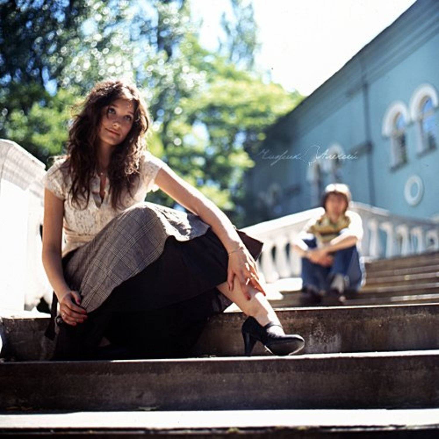 *. Автор: я увижу нас, но без меня маша, я увижу нас, но без меня