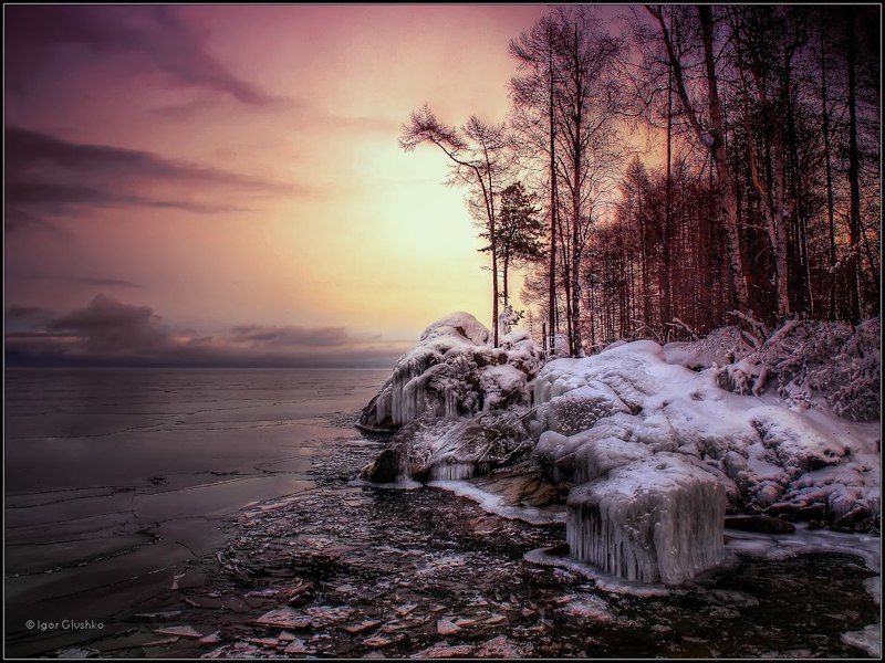 байкал, бурятия, зима, лед, берег, сосульки Раздумья Зимыphoto preview