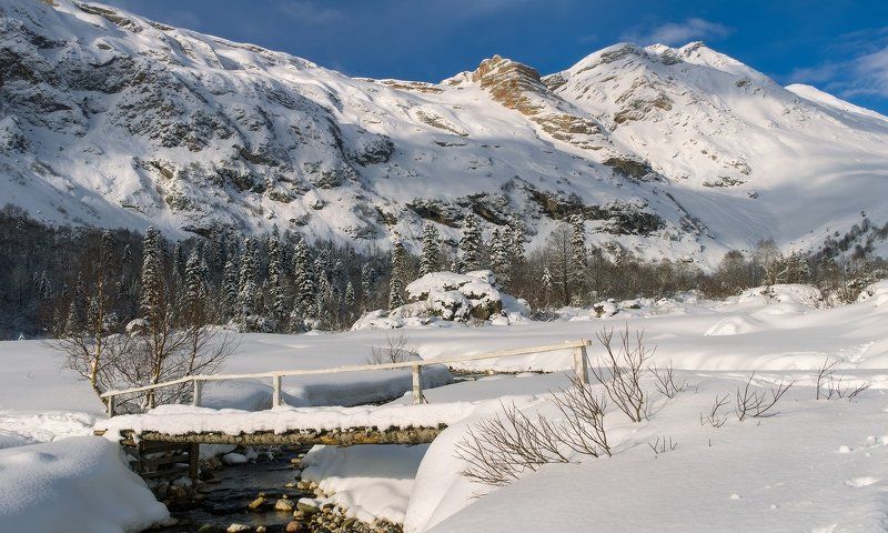 кавказ, зима , река белая , фишт ЛАГОНАКСКИЕ ЗАРИСОВКИ фото превью