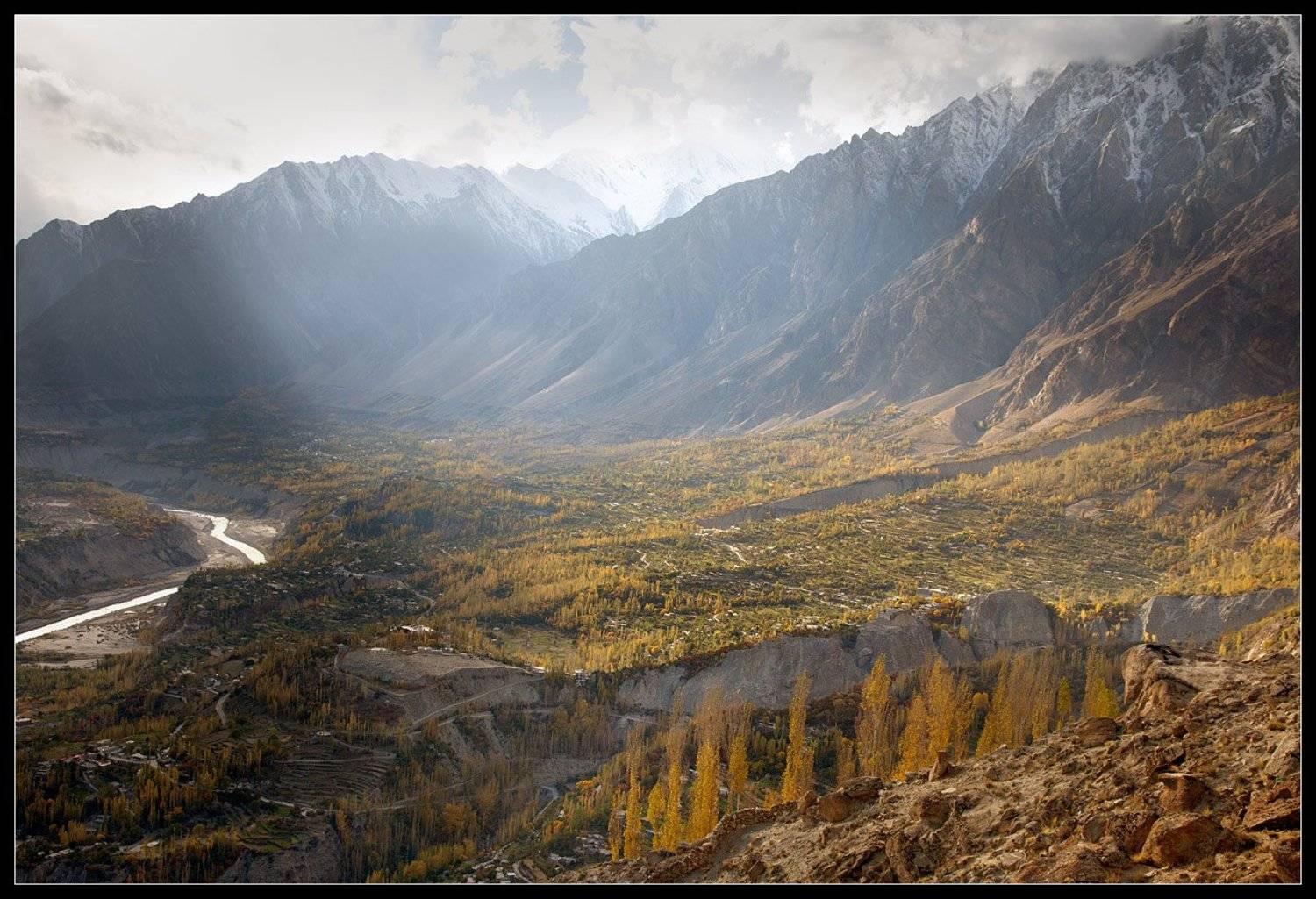 Долина реки Хунза.Пакистан.. Автор: Виктория Роготнева пакистан, каракорум, хунза, река,долина, Виктория Роготнева