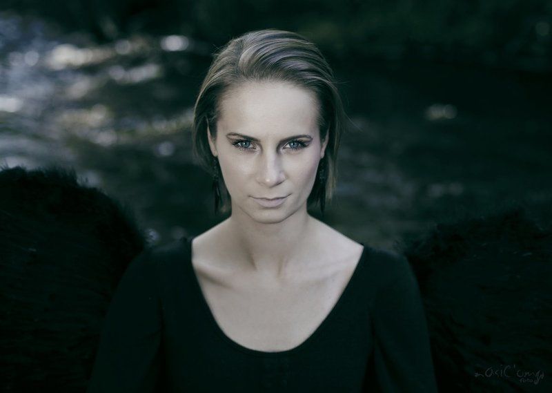 Black Angelphoto preview