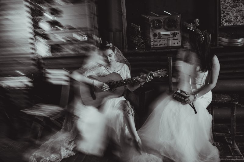 монохром, черно-белое фото, портрет, женский портрет, студия, свадебное фото, невесты Невестыphoto preview