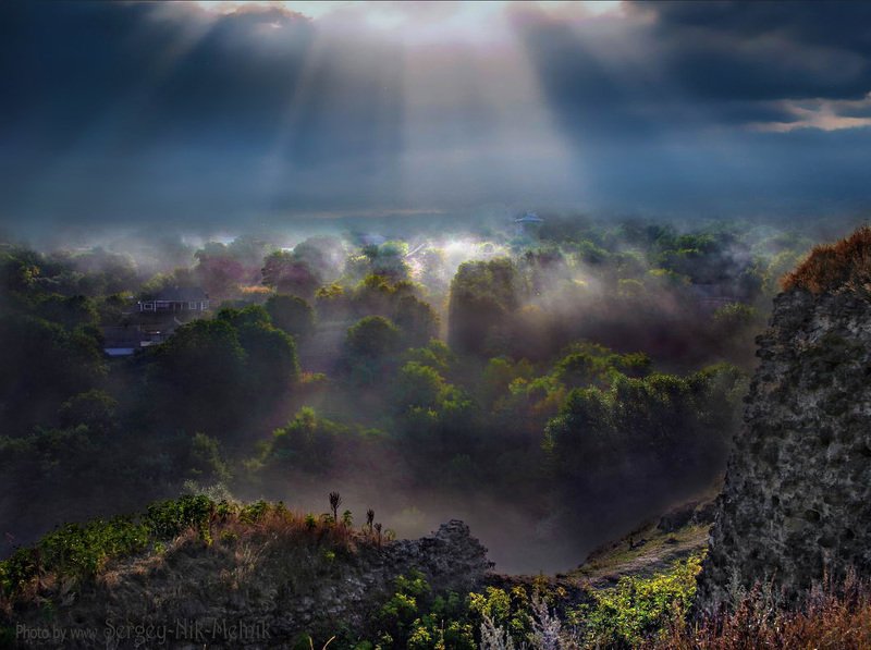 замки, замок, хотин, каменец-подольский, крепости, крепость, украина, украины Луч света над Хотинской фортециейphoto preview