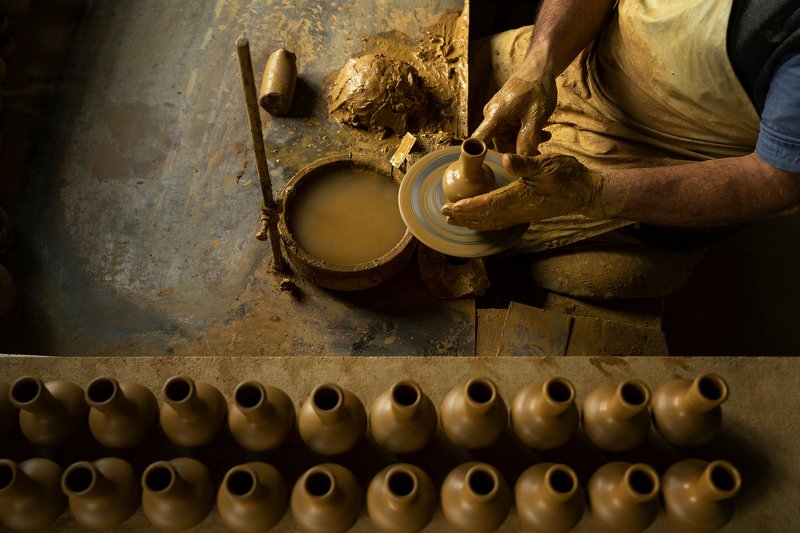 skilful handsphoto preview