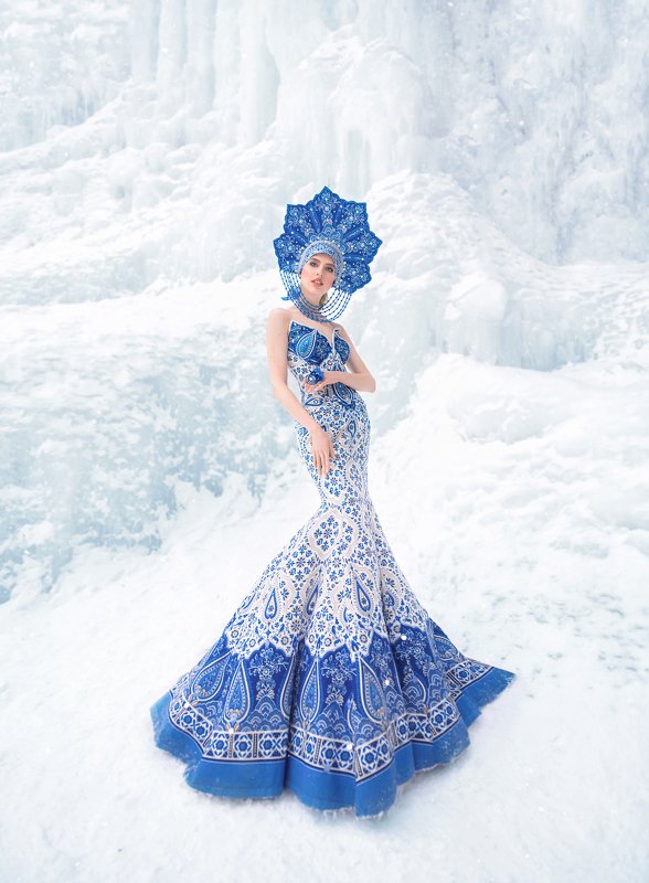 gzhel, russian princess, russian costune, russian, siberia, snow, winter, portrait, snow queen, girl, woman portrait, costume, kokoshnik, кокошник, гжель, костюм, артфотография, артфотограф, сказка, сказочная фотография, женский портрет, портрет, королева Gzhelphoto preview