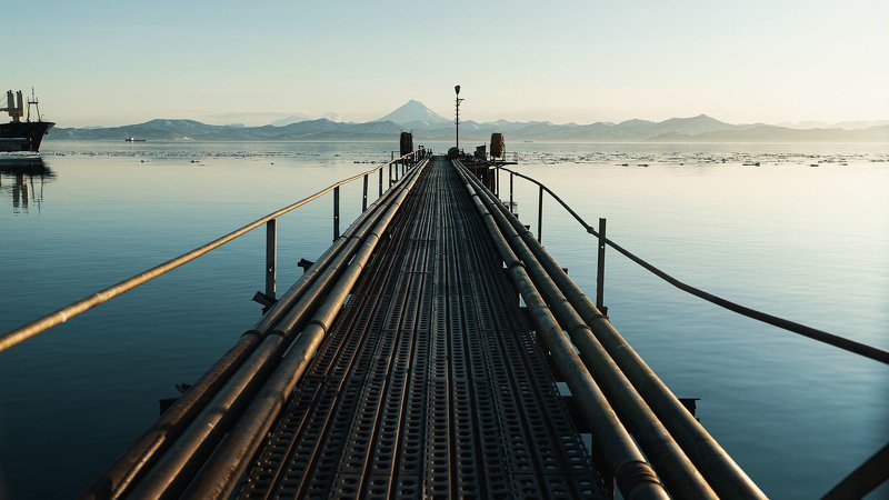 петропавловск-камчатский, камчатка, вулкан, море, авачинская, бухта, пирс, зима, Пирс в Петропавловске-Камчатскомphoto preview