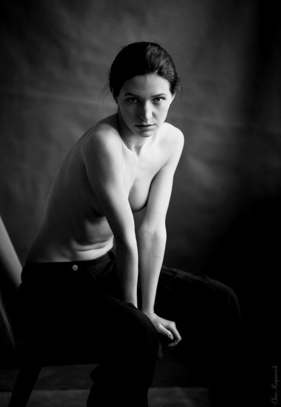 женский портрет, девушка, чб photo preview