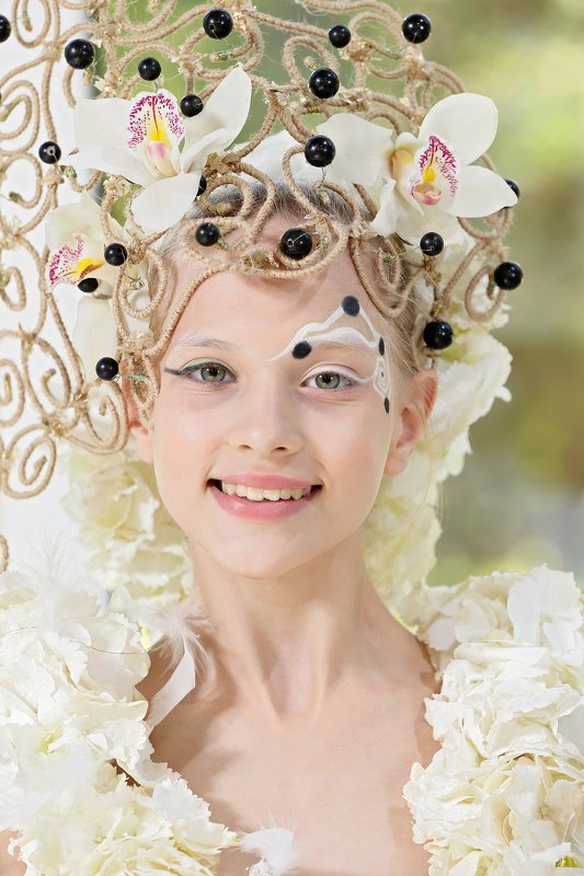 флористика, портрет, цветы, люди образы эпохи Туманphoto preview