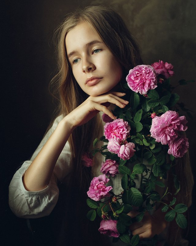 девушка, портрет, розы Машенькаphoto preview