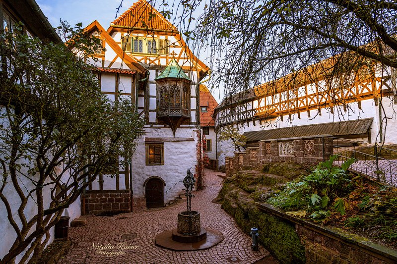Замок Wartburg в Тюрингии, Германия фото превью