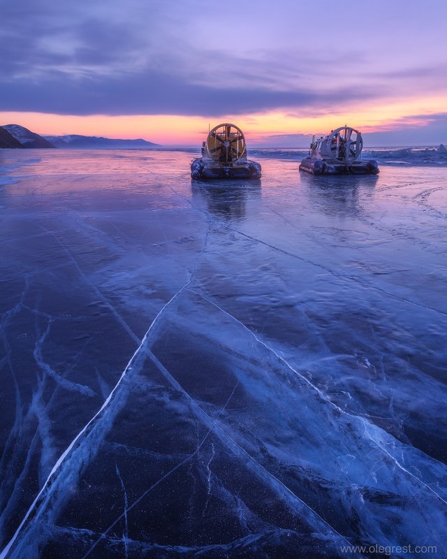байкал озеро лед хивус  рассвет Хивусы на Байкалеphoto preview