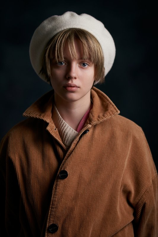 portrait, girl, lowkey, black, beautiful, pretty, eyes, lips, портрет, девушка, blue eyes Юляphoto preview