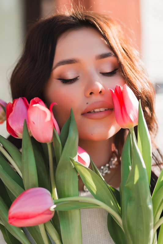 Female  One Woman Only  Young Woman  Beauty  Flower  Beautiful Woman  tulips  pink Tenderness of tulipsphoto preview