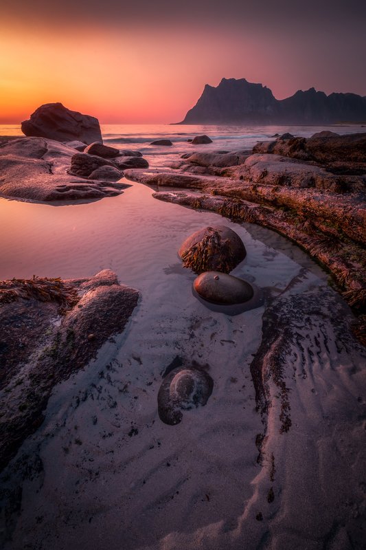 landscape, sunset, beach, rocks, sea, ocean, mountains, stones, sky, light Uttakleivphoto preview