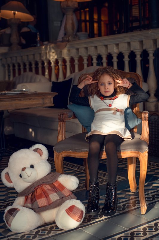 девочка мишка игрушка гламур Прощание с игрушкойphoto preview