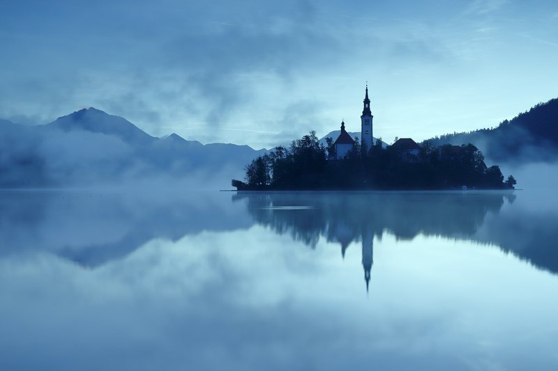bled, slovenia, lake, morning, sunrise, water, mist, fog, church, mirror, island, Blue Bledphoto preview