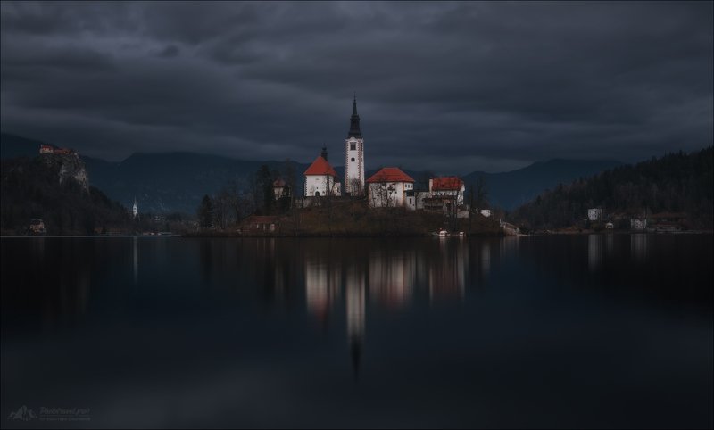 Блед, Словения, зима, Slovenia, lake Bled, Bled,  Пасмурный Блед ..photo preview