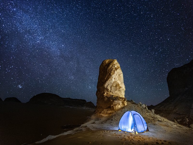 ночная съемка, ночь. звезды ,звездное небо ,  пустыня .египет , белая пустыня , палатка , небо , stars .desert, white desert, egypt, night, night shot, starry sky Звездное небоphoto preview