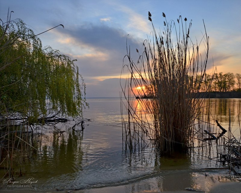 утро, рассвет, восход, весна, апрель Пасмурное утроphoto preview