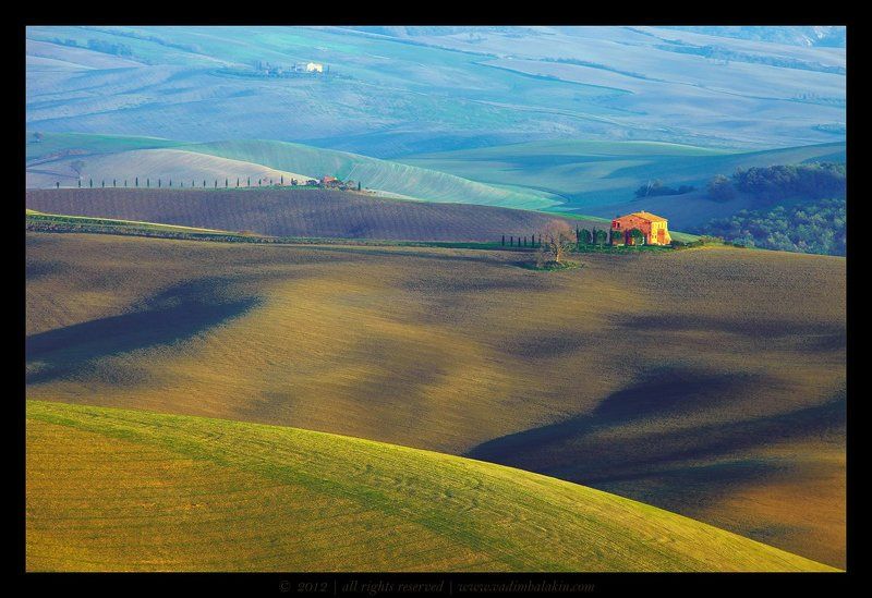 тоскана, италия Дом на холмеphoto preview