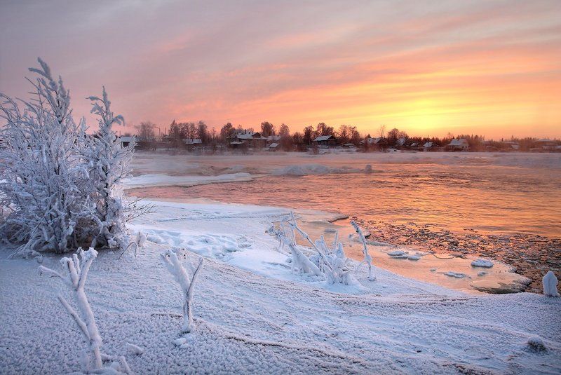 Вечер на рекеphoto preview