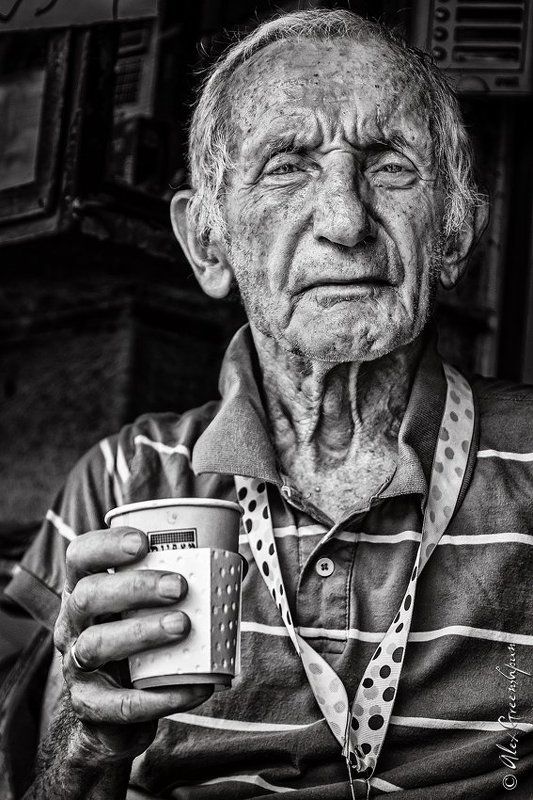 man,coffee,street,portrait,people,expression,emotion,hand,cup,age,elderly,old,gaze,eyes,life Coffee Breakphoto preview